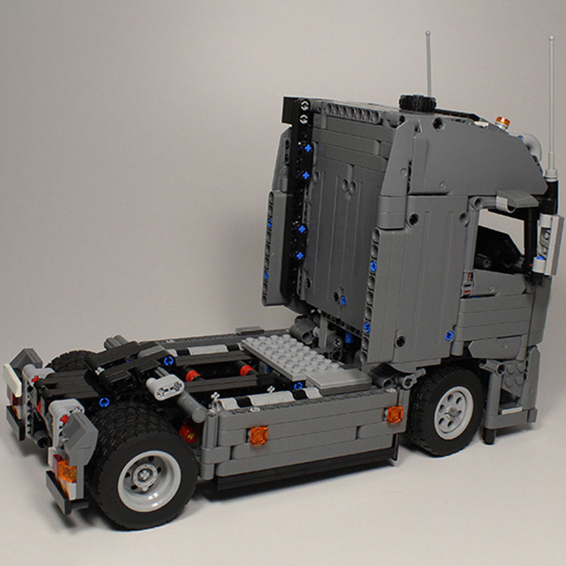 Volvo FH Cab Tractor Head Semi-Truck