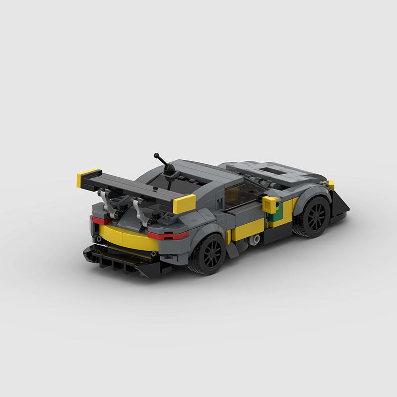 Aston Martin GT8